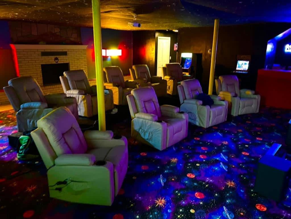 Gated Mansion - Basketball Court Movie Theater Views Villa Big Stone Gap Екстериор снимка